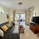 Апартаменты Garden View 1 With Pool By Homing