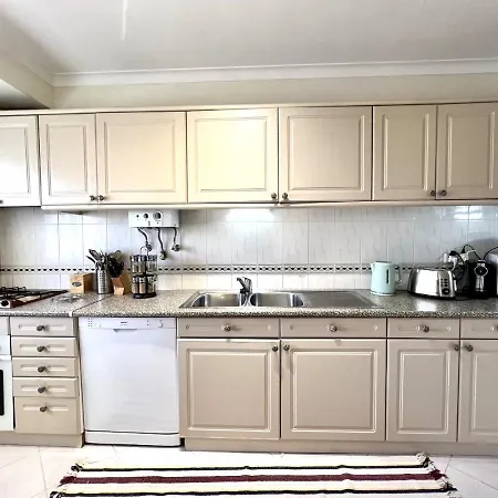 Garden View 1 With Pool By Homing Апартаменты Виламура